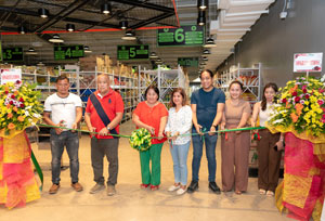 Alturas Supermarket opens in Panglao